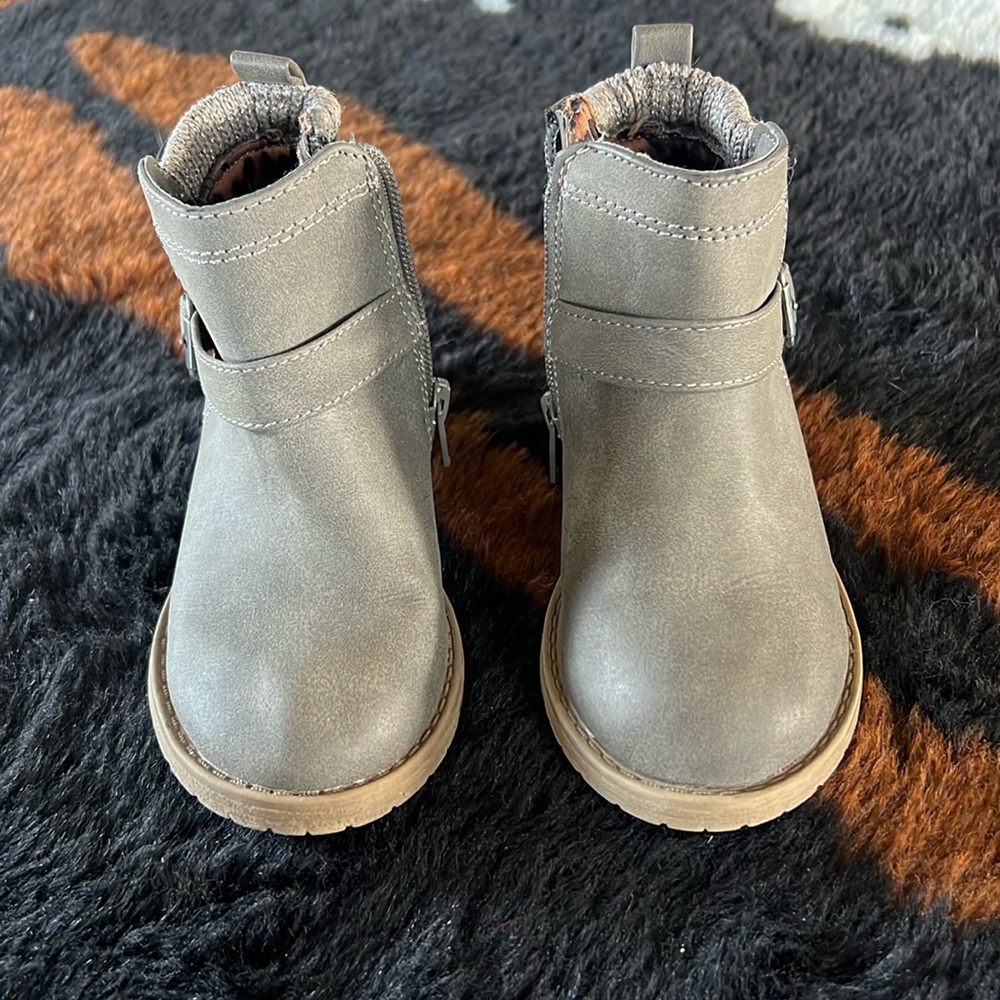 Girls dress boots size9 wonder nation brand
